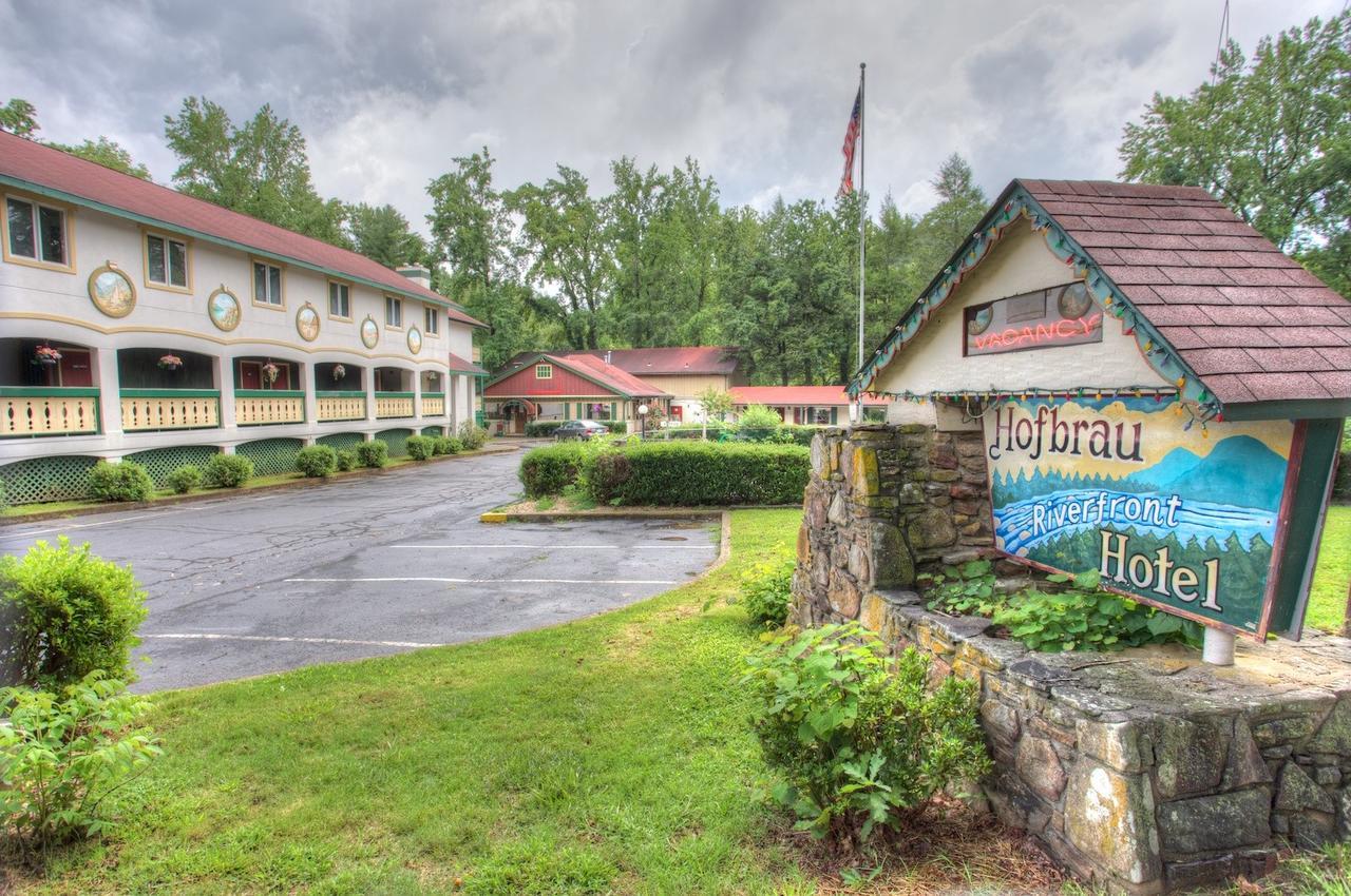 Hofbrau Riverfront Hotel Helen Exterior foto